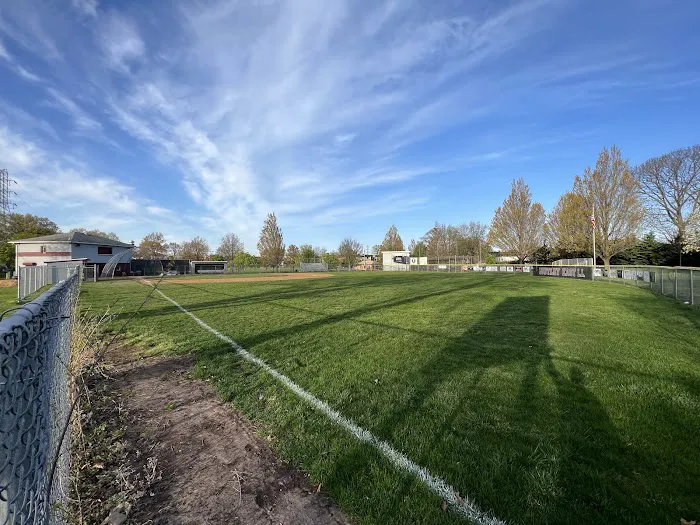 Flora Louden Park Picture 3