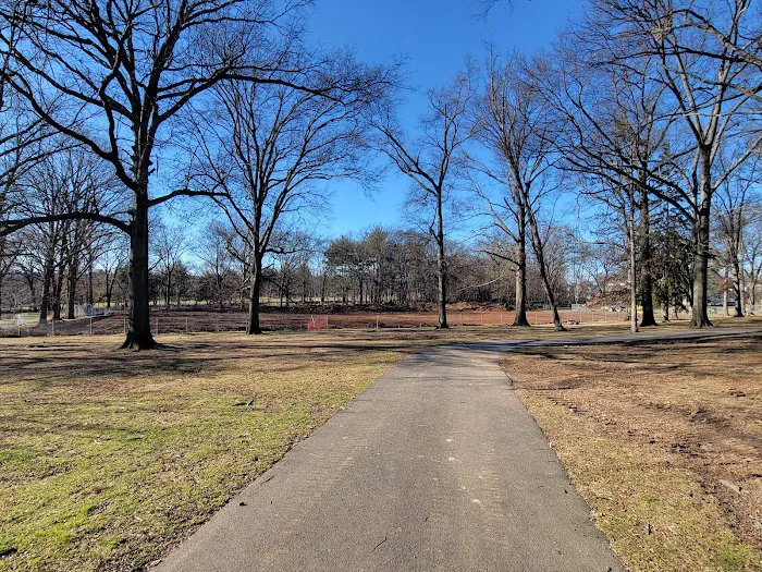 Belleville Park Picture 6