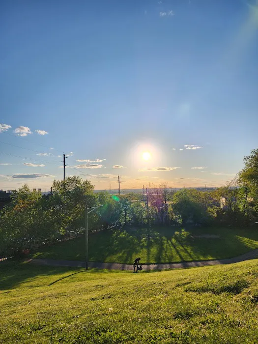 Leonard Gordon Park Picture 2