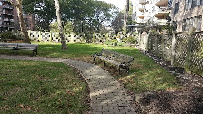 St John's Private Pond and Recreational Area Picture 6
