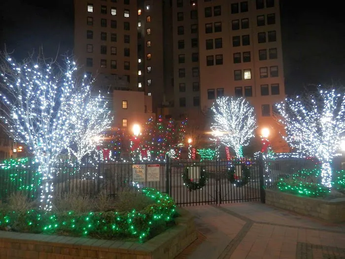 Culinary Arts Plaza: Hudson County Community College Park Picture 10