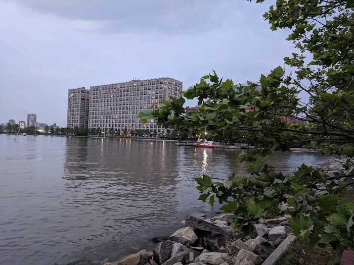 1600 Park Picture 6