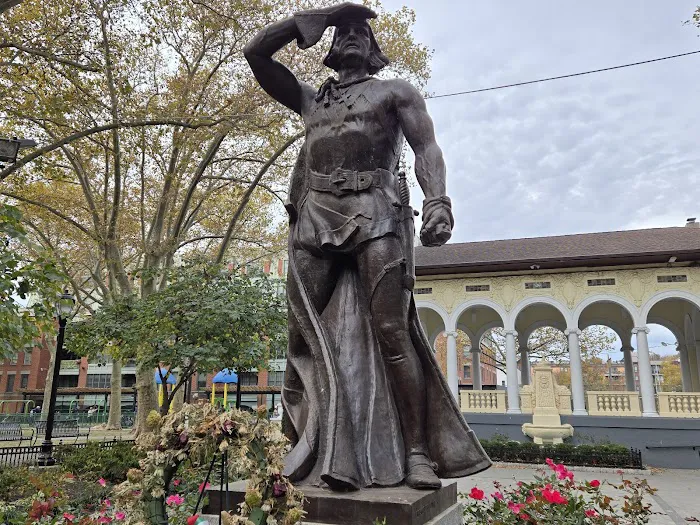 Columbus Park Picture 7