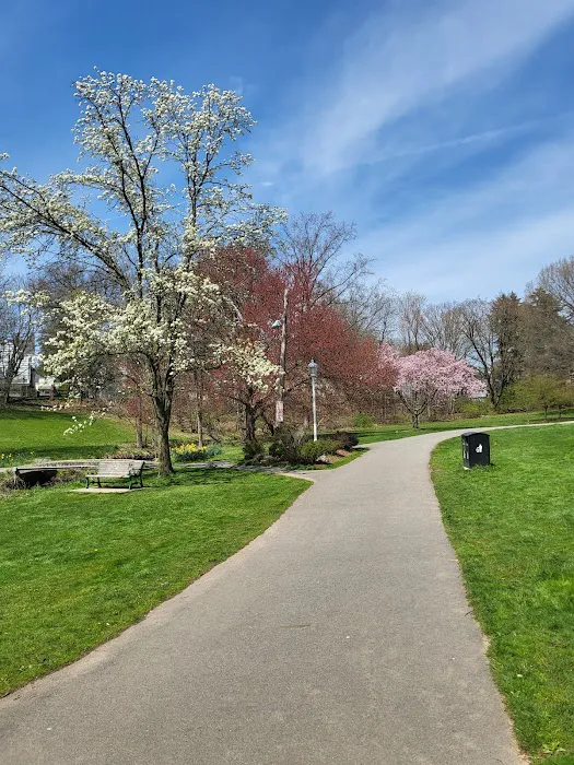 Yantacaw Brook Park Picture 6