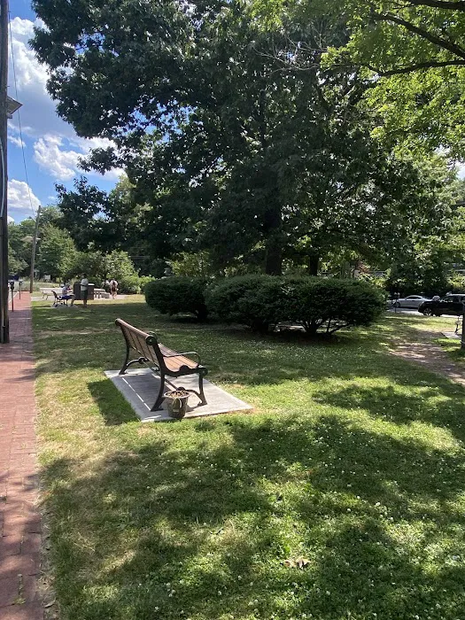 Watchung Plaza Picture 9