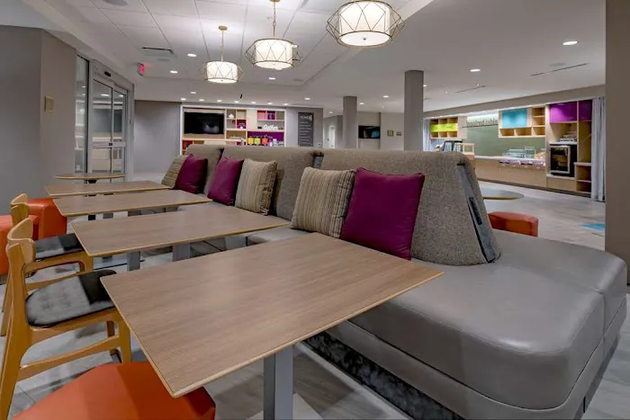 Home2 Suites by Hilton Wayne Picture 7