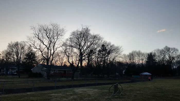 Hills of Troy Park Picture 2