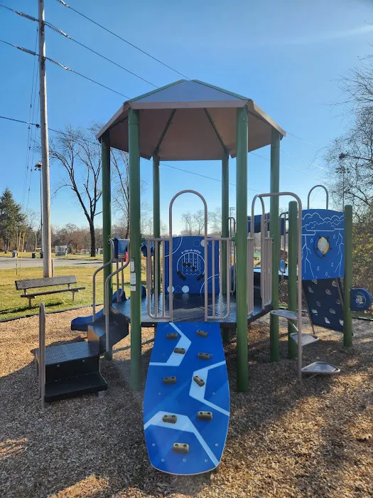 Bee Meadow Park Picture 6
