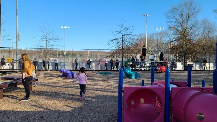 Oakland Recreation Complex Picture 5