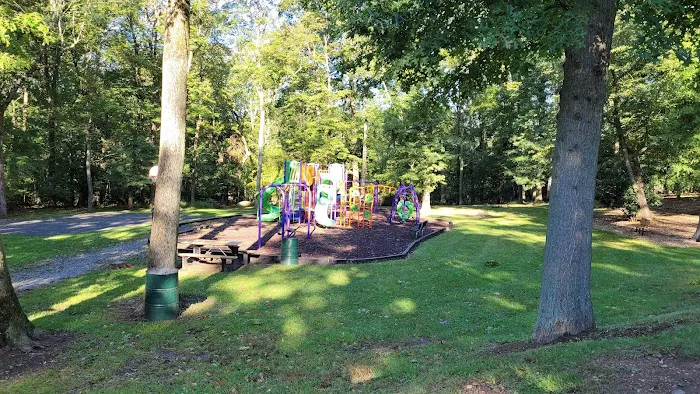 Riverside Park Picture 5