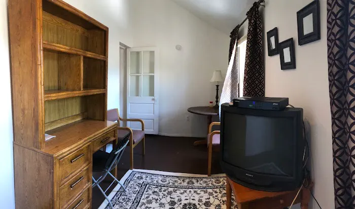 River Cottage - Rooming House Picture 5