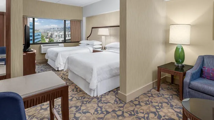 Sheraton Lincoln Harbor Hotel Picture 3