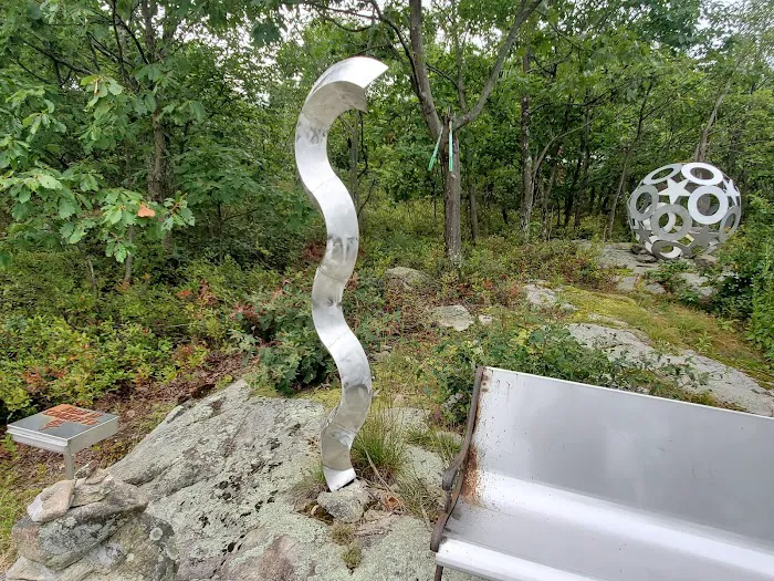 Sculpture Loop Trail Picture 3