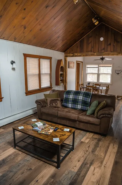 Rustic Retreat Picture 2