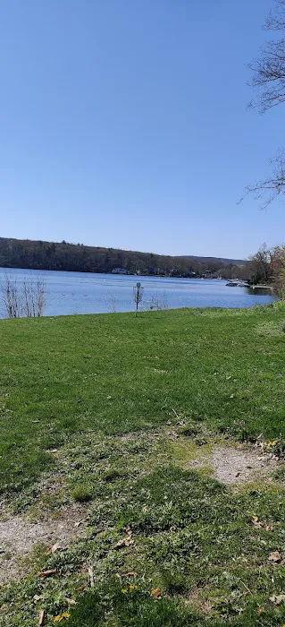 Browns Point Park Picture 3