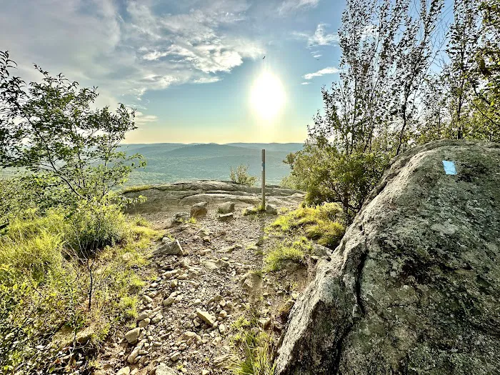 Timp-Torne/AT Trails Junction Lookout (near border of Harriman and Bear Mountain State Parks) Picture 8