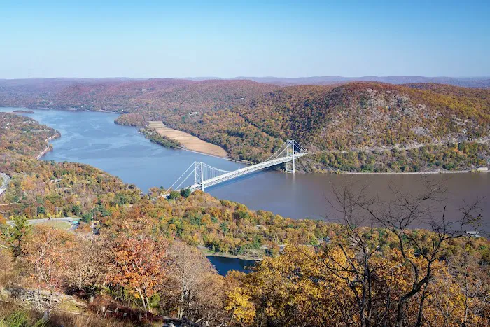 Bear Mountain Picture 6