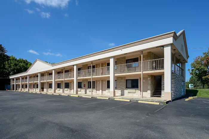 Americas Best Value Inn Central Valley-Woodbury Picture 8