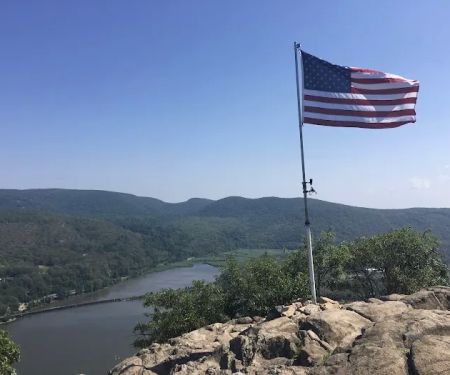 Appalachian Trail at Bear Mountain-Beacon Hwy
