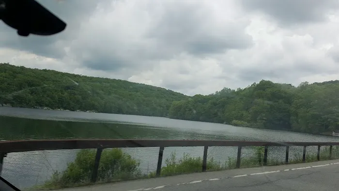 Appalachian Blue Trailhead Picture 4