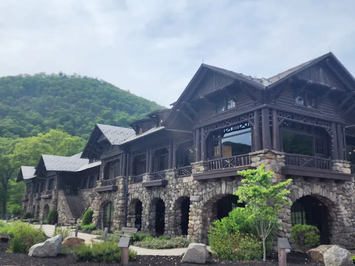 Stone Cottages at Bear Mountain Inn Picture 7