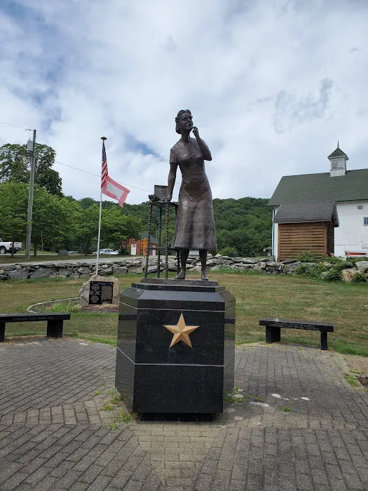 Putnam County Veterans Memorial Park Picture 5