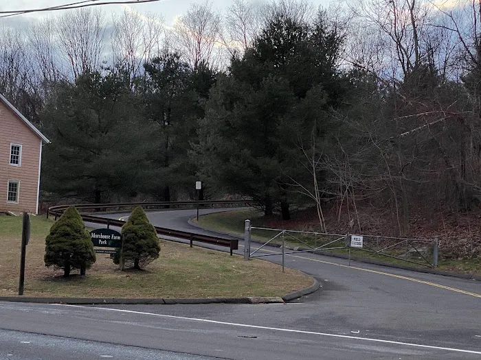 Morehouse Farm Park Picture 2