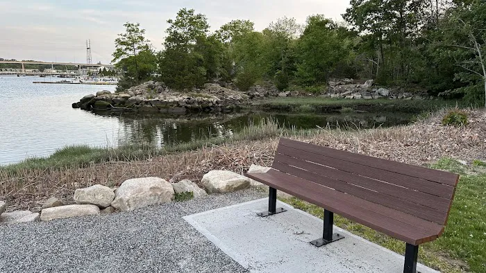 Riverside Park Picture 2