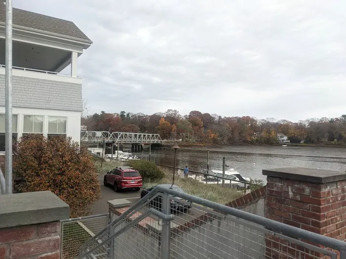 Shoreline Public Access Picture 2
