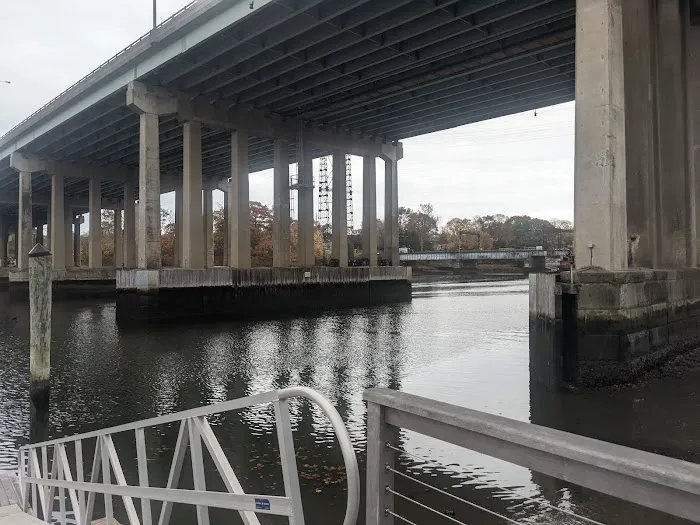 Shoreline Public Access Picture 8