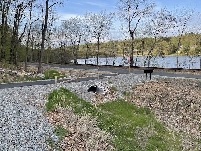 Southeast Town Park Picture 7