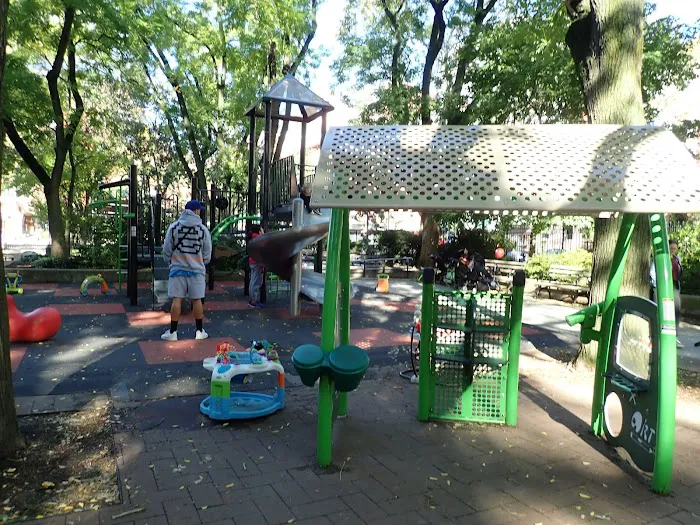 Clement Clarke Moore Park Picture 1