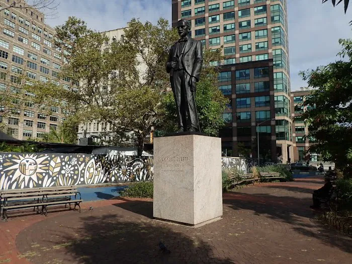 Duarte Square Picture 10