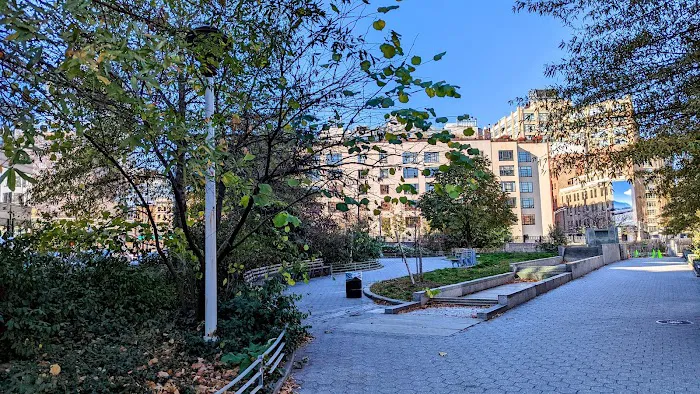 Albert Capsouto Park Picture 4