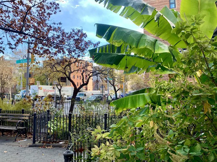 Bedford Triangle Park Picture 8