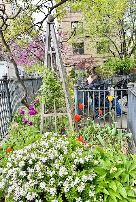 Bedford Triangle Park Picture 3
