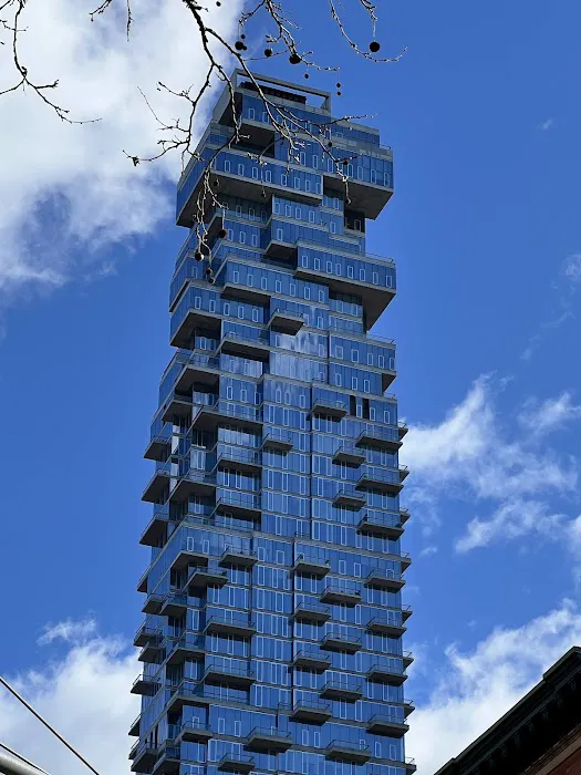 Bogardus Plaza Picture 6