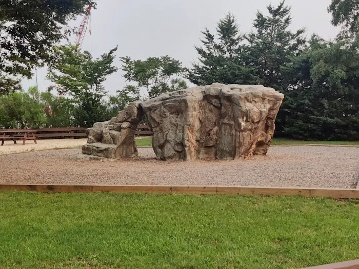 Waterfront Children Park Picture 1