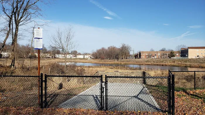 Last Chance Pond Park Picture 4