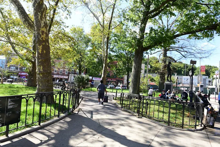 Tompkinsville Park Picture 3