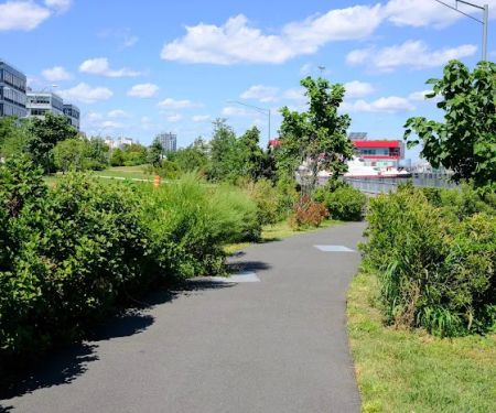 Stapleton Waterfront Park
