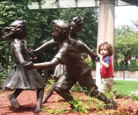 T.H.C. Park. (Town Hall Circle)).