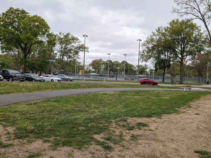 Lincoln Park Picnic Area Picture 7