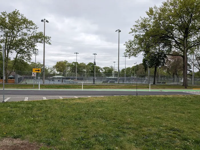 Lincoln Park Picnic Area Picture 4