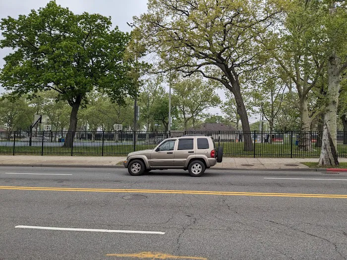 Lincoln Park Mini Dog Run Picture 10