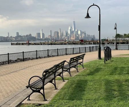 Maxwell Place Park