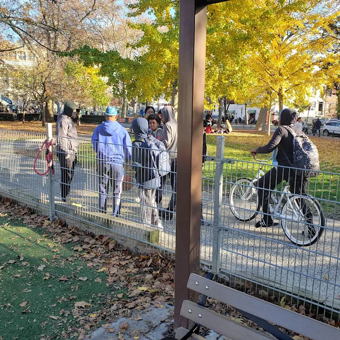 Church Square Park Dog Park Picture 4