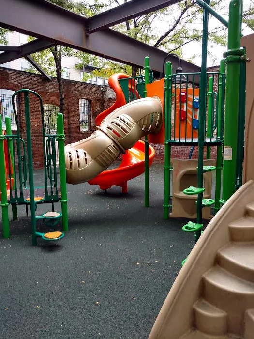Jackson St. Park Picture 6