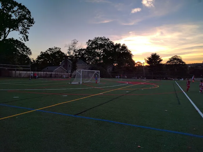 George Washington Field Picture 4