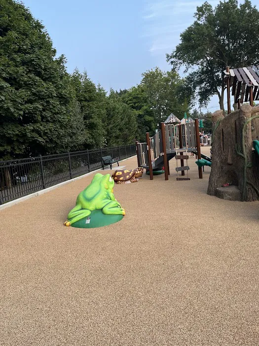 Wilmore Park Picture 7
